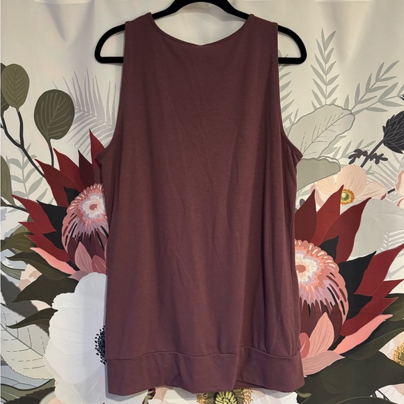 Zenana Long Tank Top - Picture 3 of 3